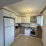 Apartament Sehir Merkezinde Kiralik